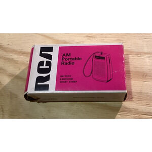 Vintage RCA Portable AM Pocket Radio RZG 101J White 1970s Vintage Orig Box